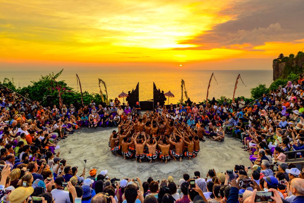 Ragam Destinasi Wisata Budaya Tradisional Indonesia
