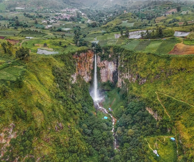 Hidden Gem Terindah di Dunia yang Jarang Diketahui