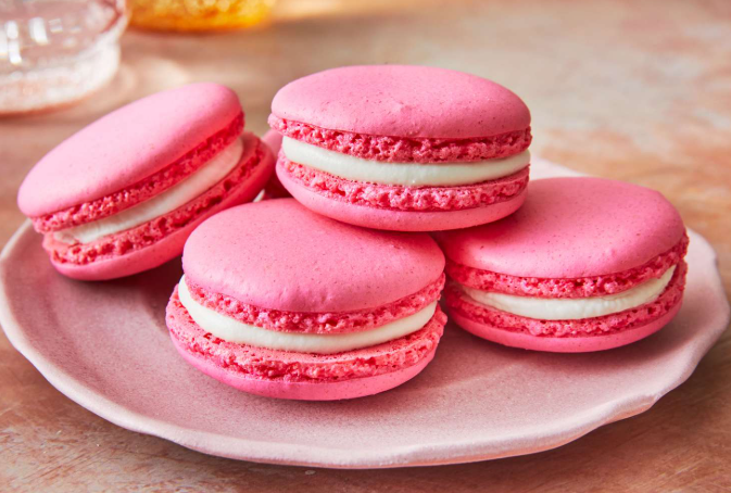 Macarons — Dessert Prancis dengan Rasa dan Warna Menggoda